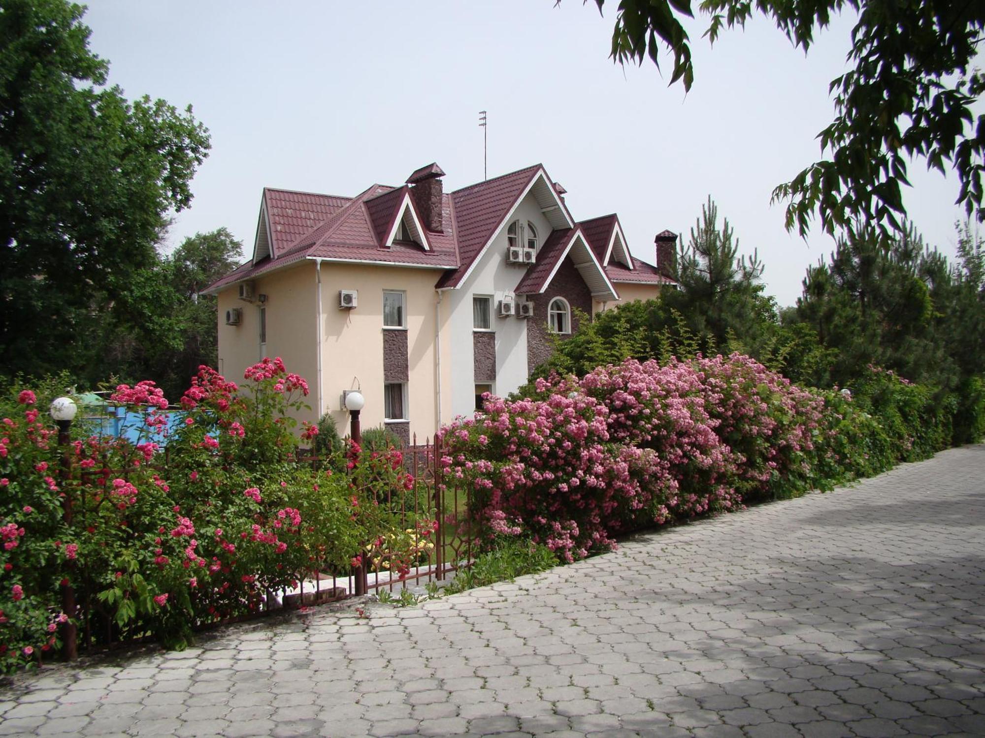 Asian Mountains Bishkek Exterior photo