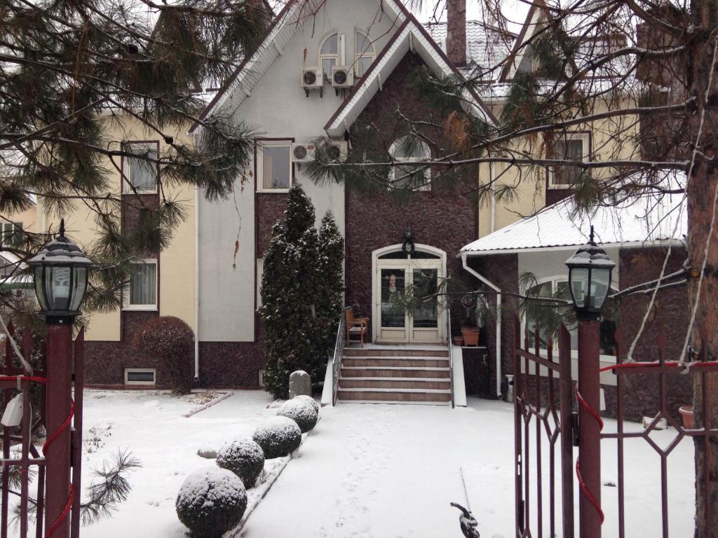 Asian Mountains Bishkek Exterior photo